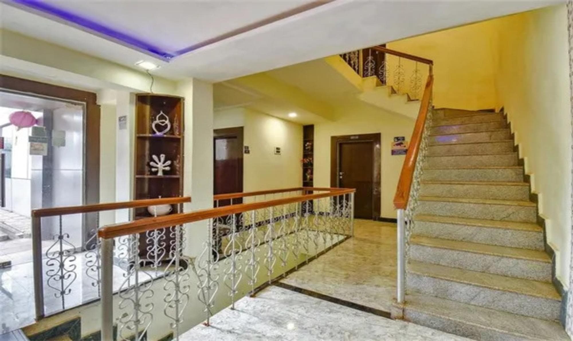 FabHotel Silver Leef and Resort photo 5