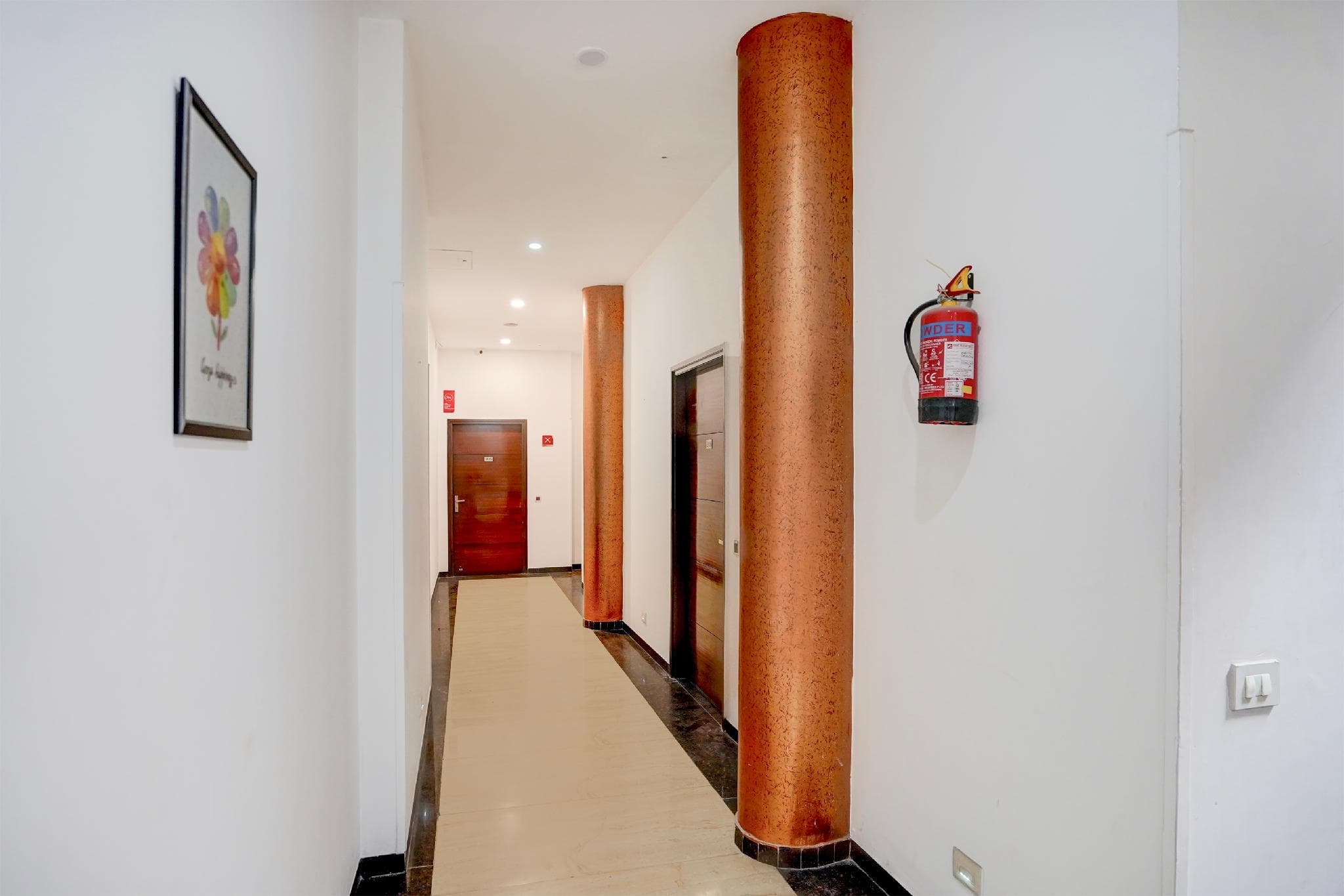 Super Townhouse by OYO Zirakpur Bus Stand Formerly Hotel Citi Inn photo 3