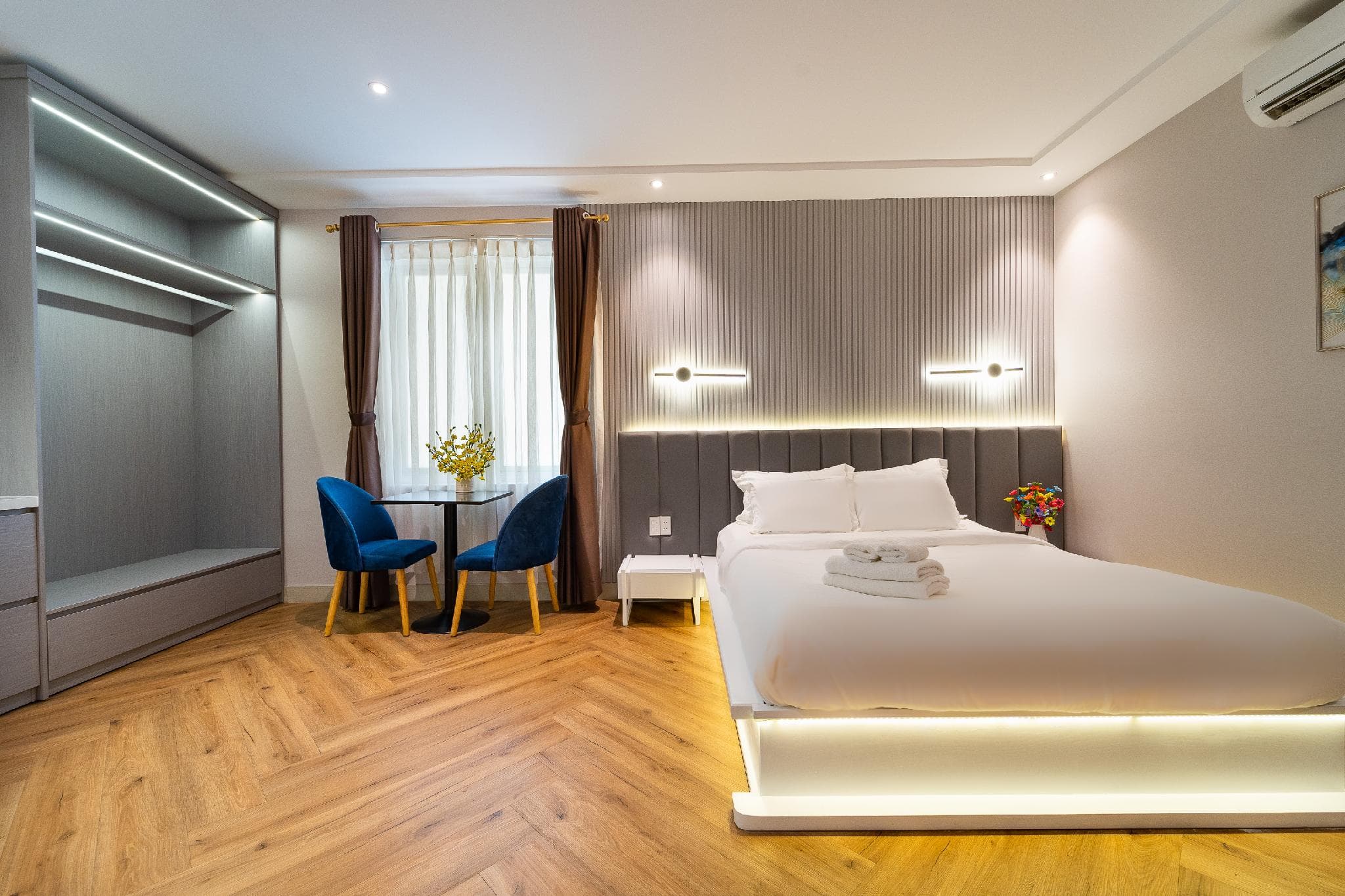 Golden Suites Saigon