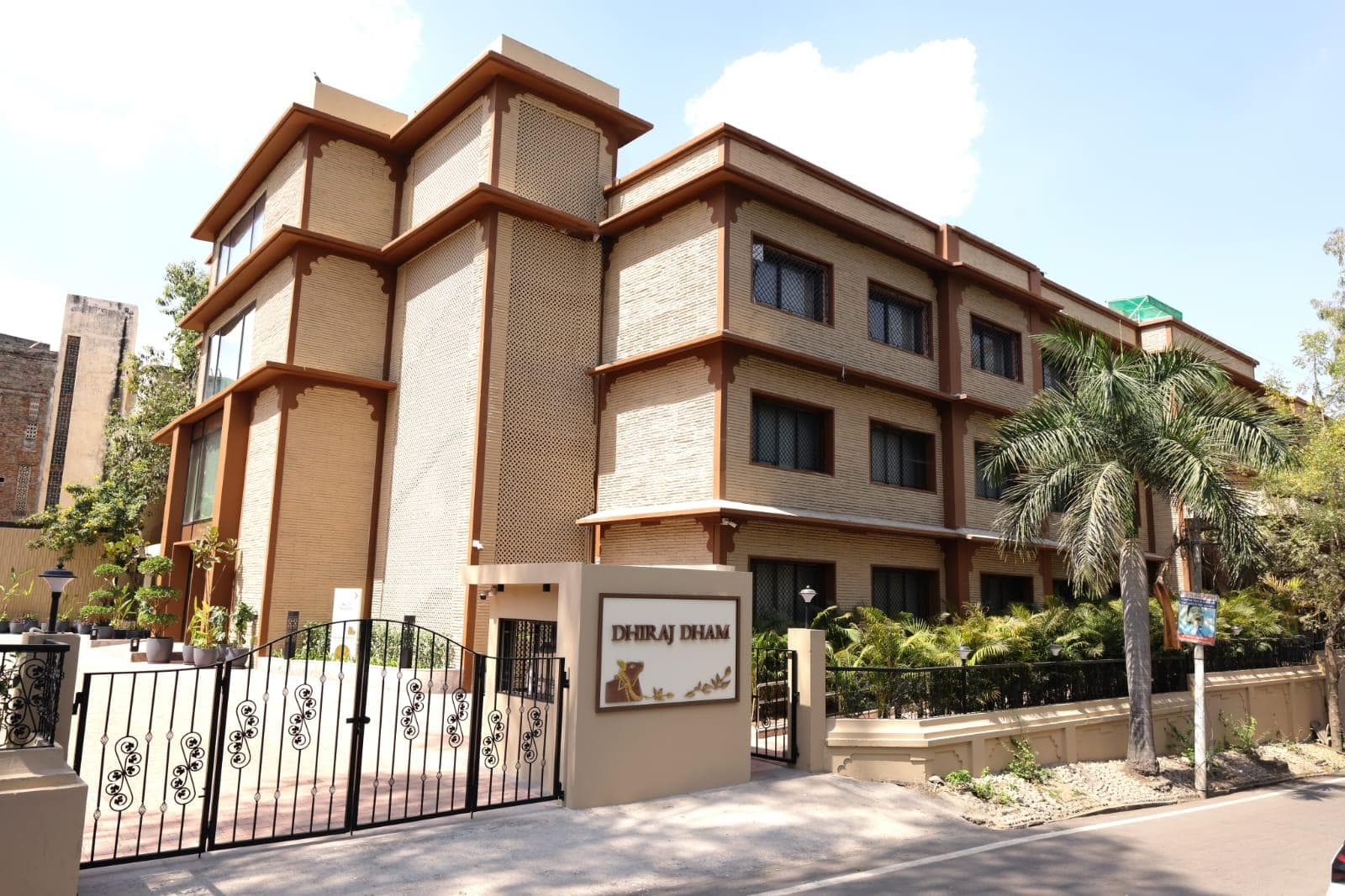 DHIRAJ DHAM