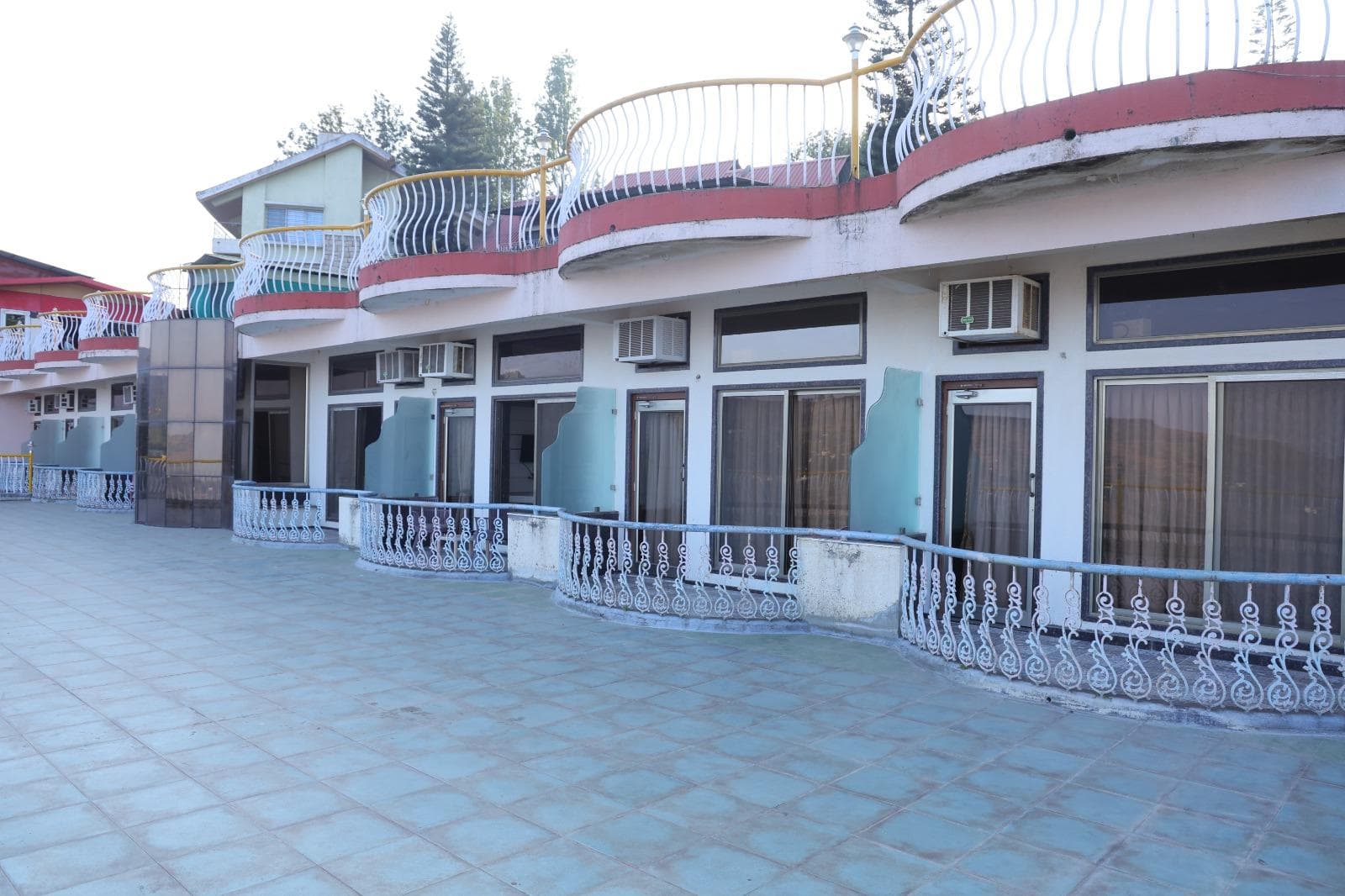 Raval Resort photo 4