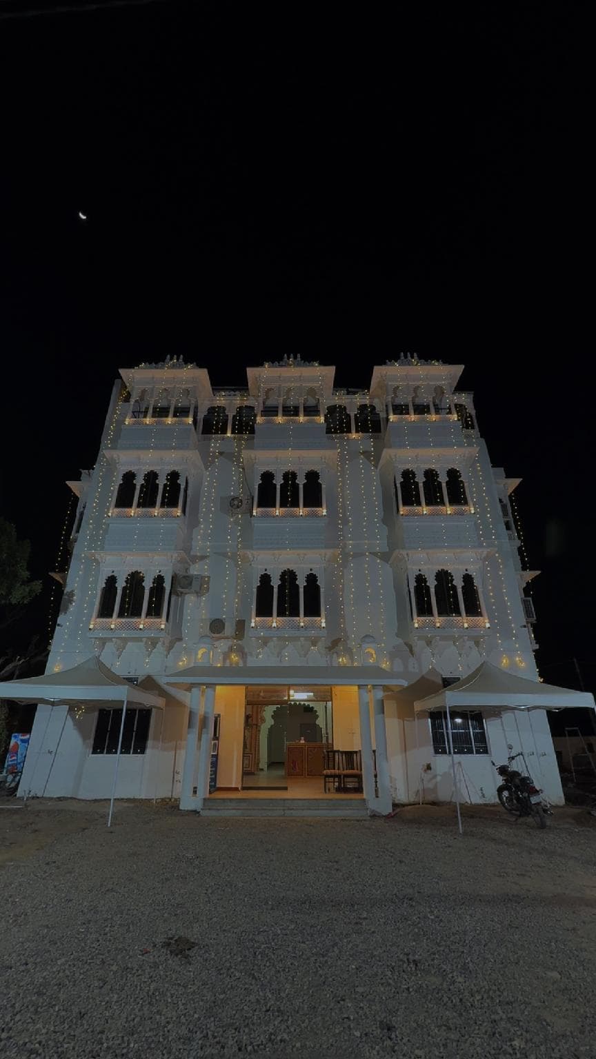 Lotus hotel photo 3