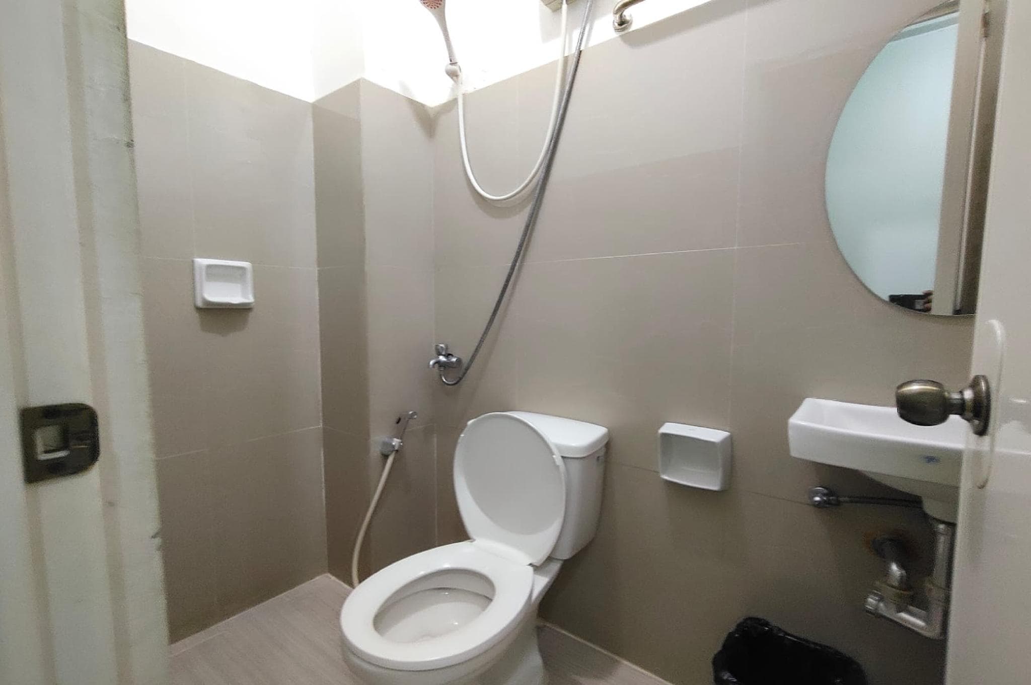 Yuj Inn Pasay photo 2