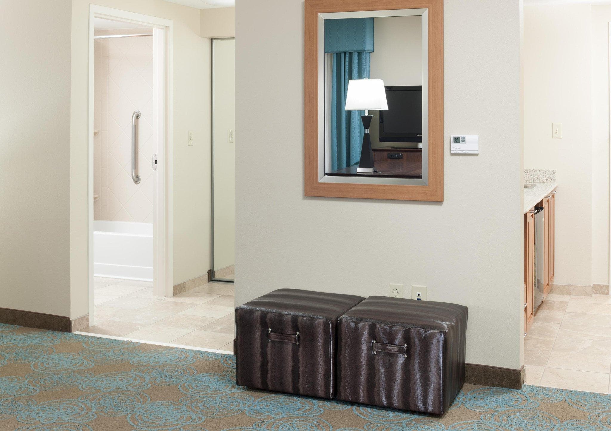 Hampton Inn & Suites St. Louis at Forest Park photo 4