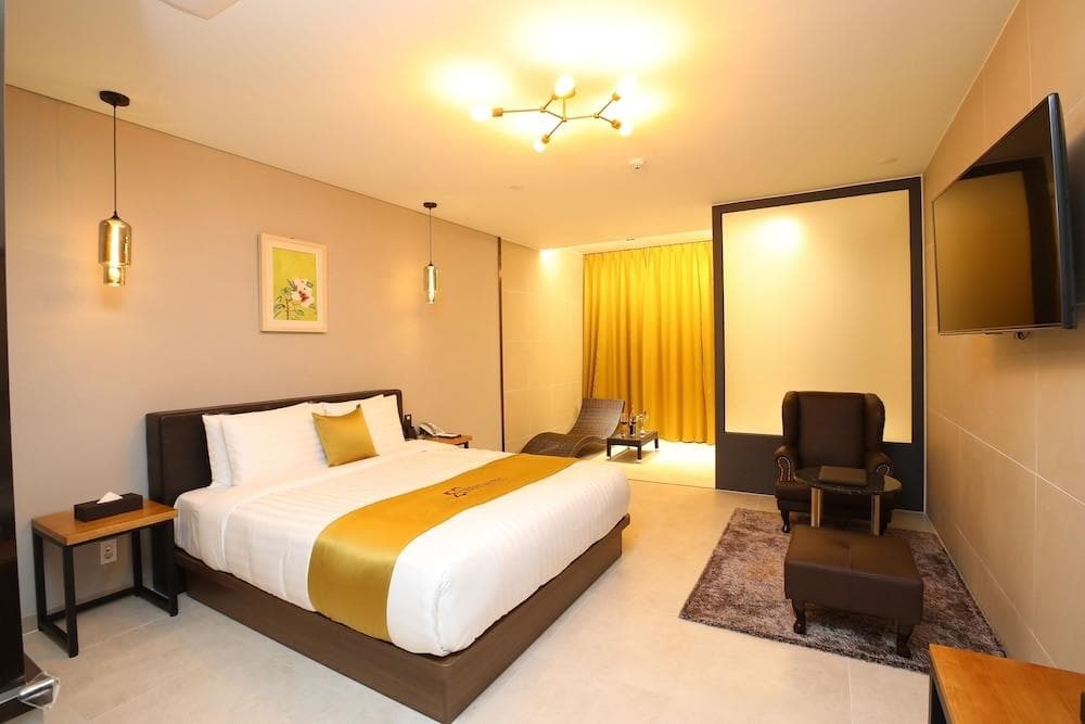 Rest Hotel photo 4