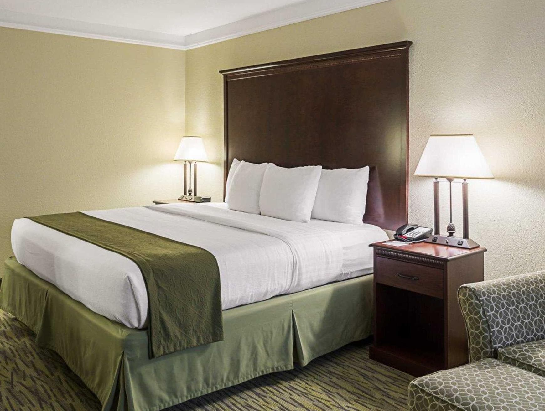 Clarion Inn Conference Center photo 2