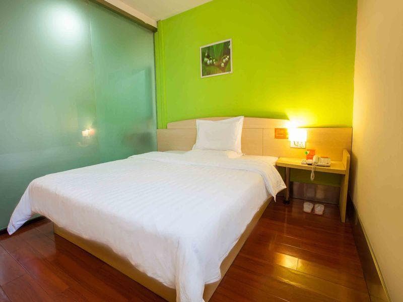 7 Days Inn Qingdao Liaoyang West Road Xinye Plaza Metro Station photo 3