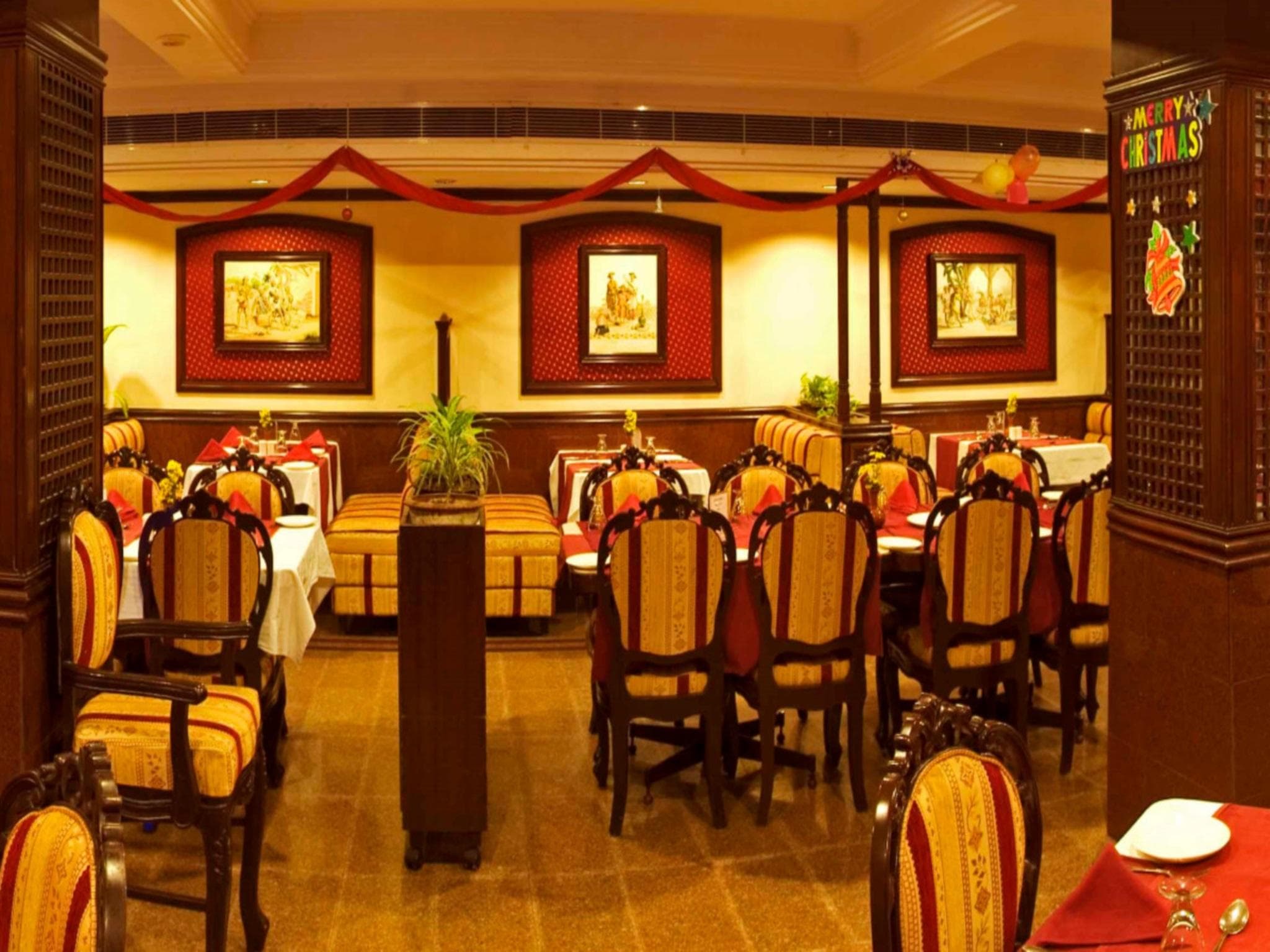 Anandha Inn Convention Centre and Suites photo 3