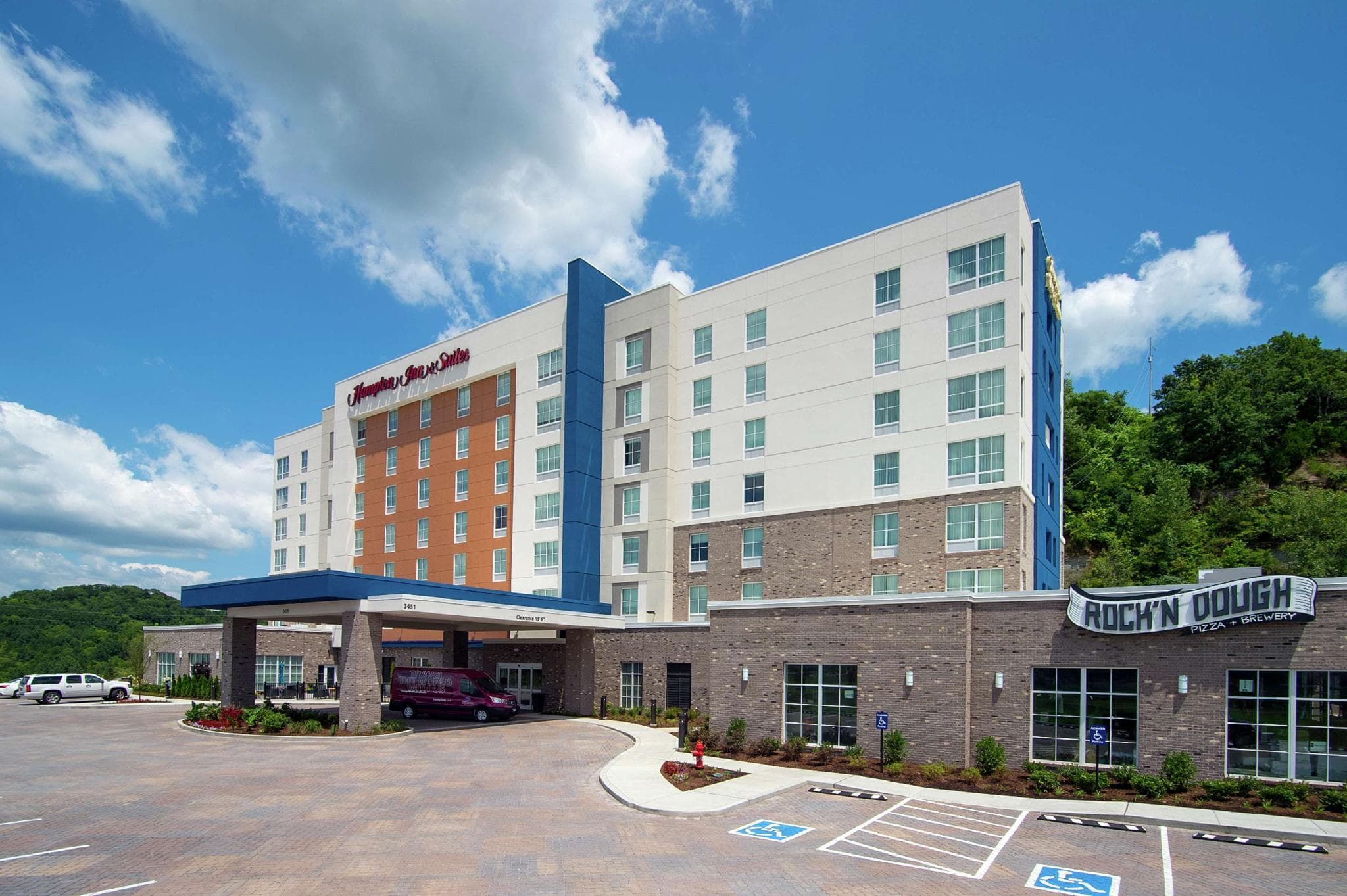 Hampton Inn & Suites by Hilton Nashville North Skyline photo 4