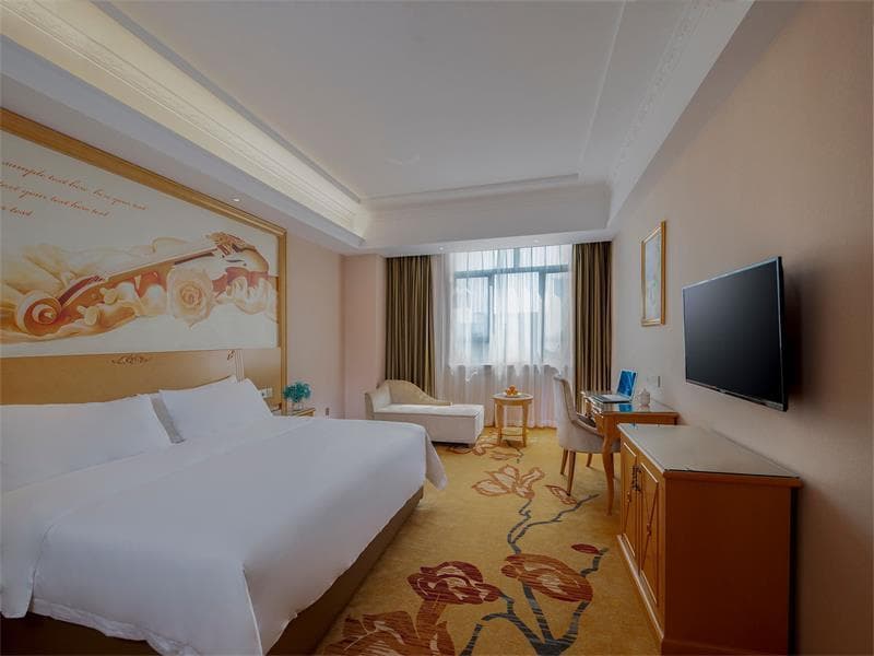 Vienna Hotel Guangdong Huizhou Huiyang Sanhe Square photo 4