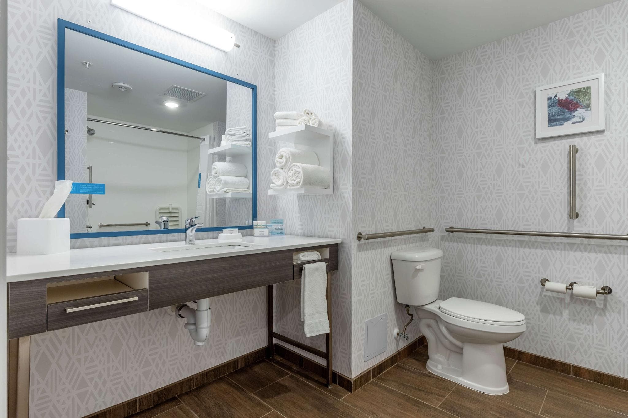 Hampton Inn Camden photo 2