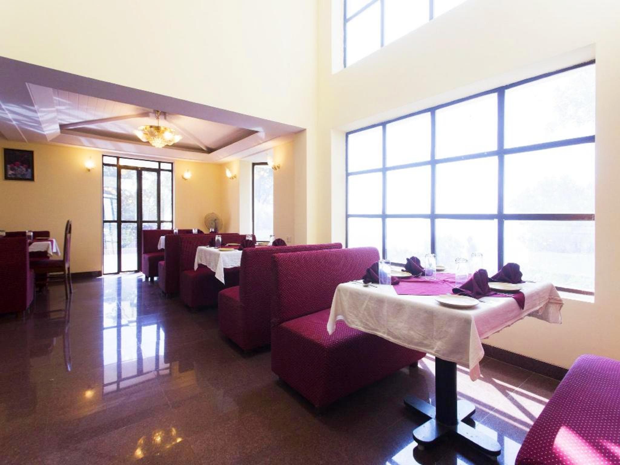 The Dhanhills - A Valley View Hotel In Panchgani photo 3