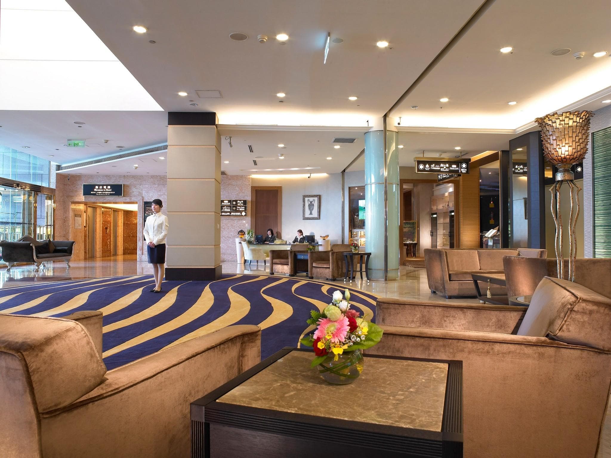 85 Sky Tower Hotel photo 4