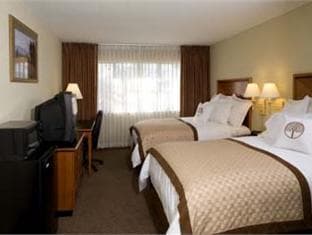Value Suites Extended Stay - Arlington photo 3