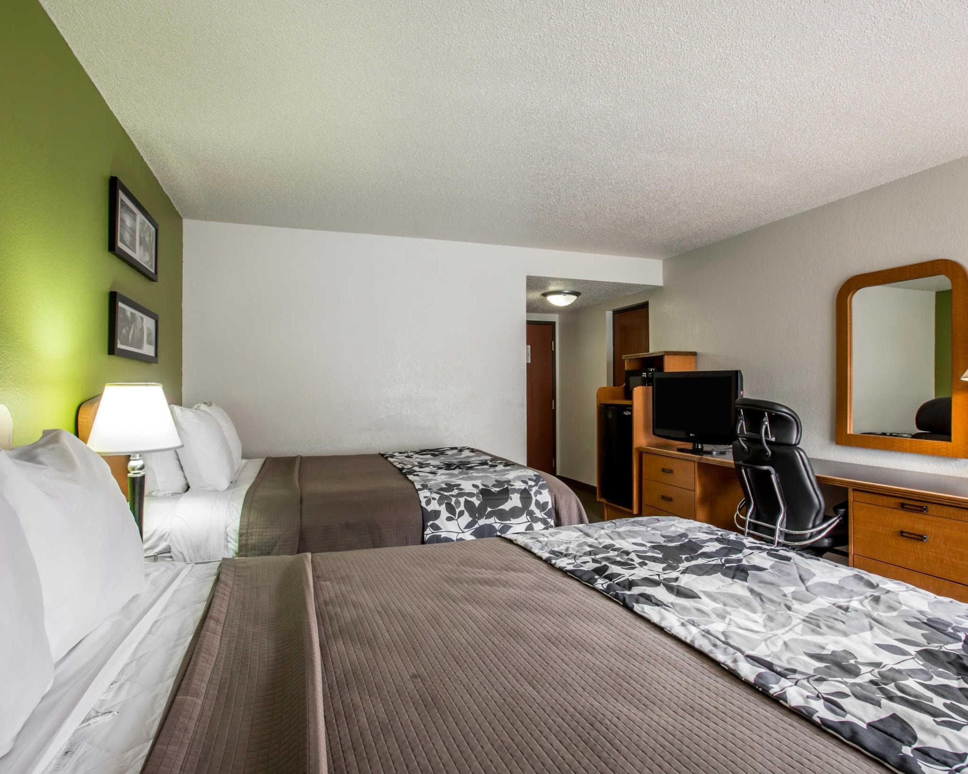 Sleep Inn & Suites near Sports World Blvd. photo 4