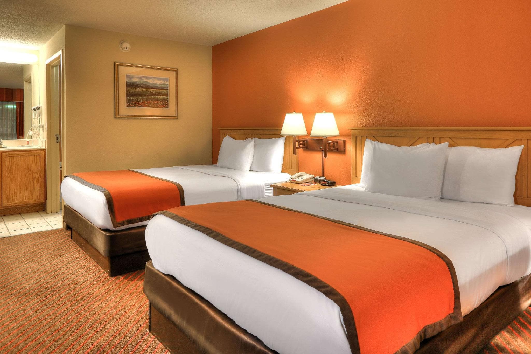 Econo Lodge Pigeon Forge Riverside photo 2