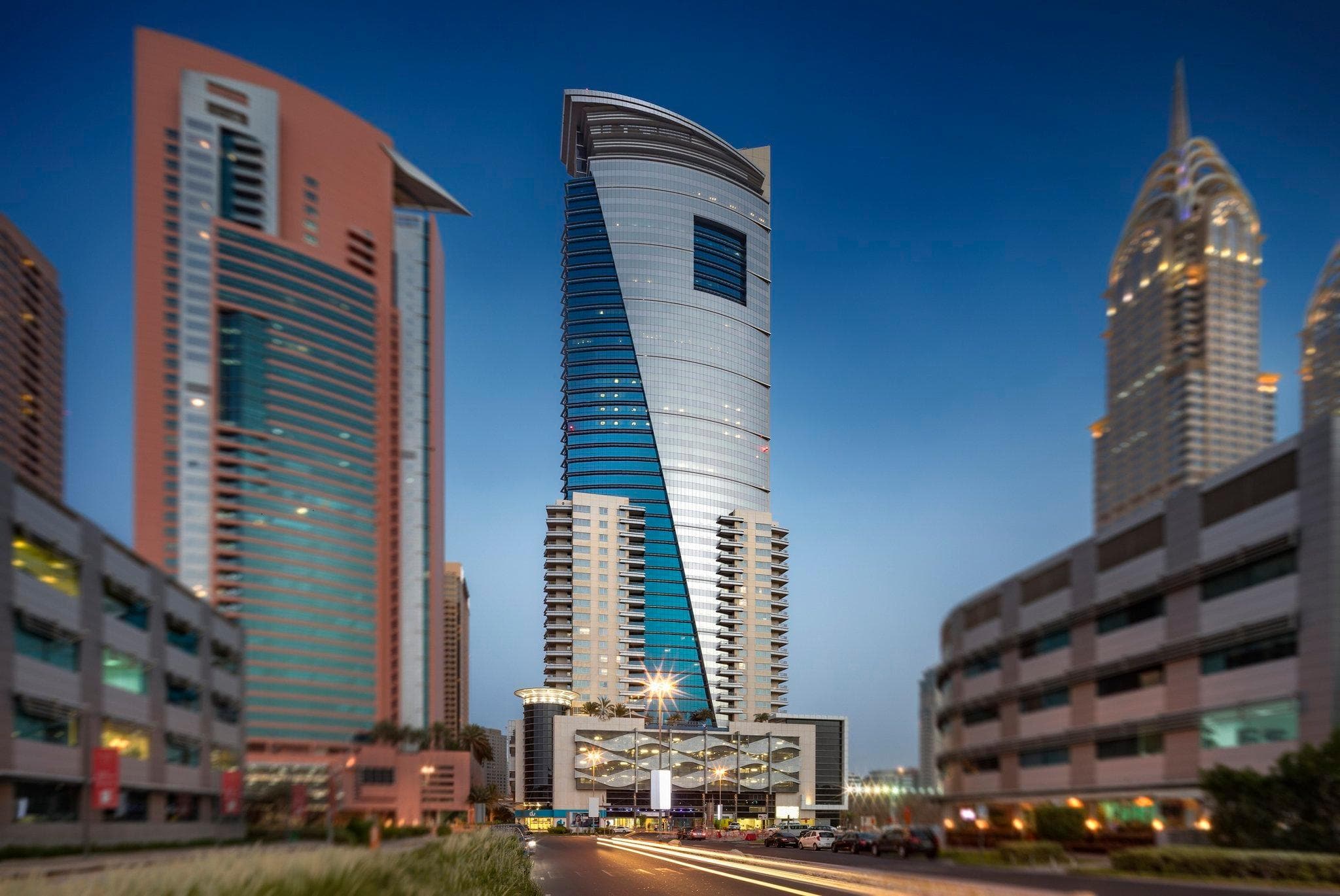 Staybridge Suites Dubai Internet City By IHG photo 5