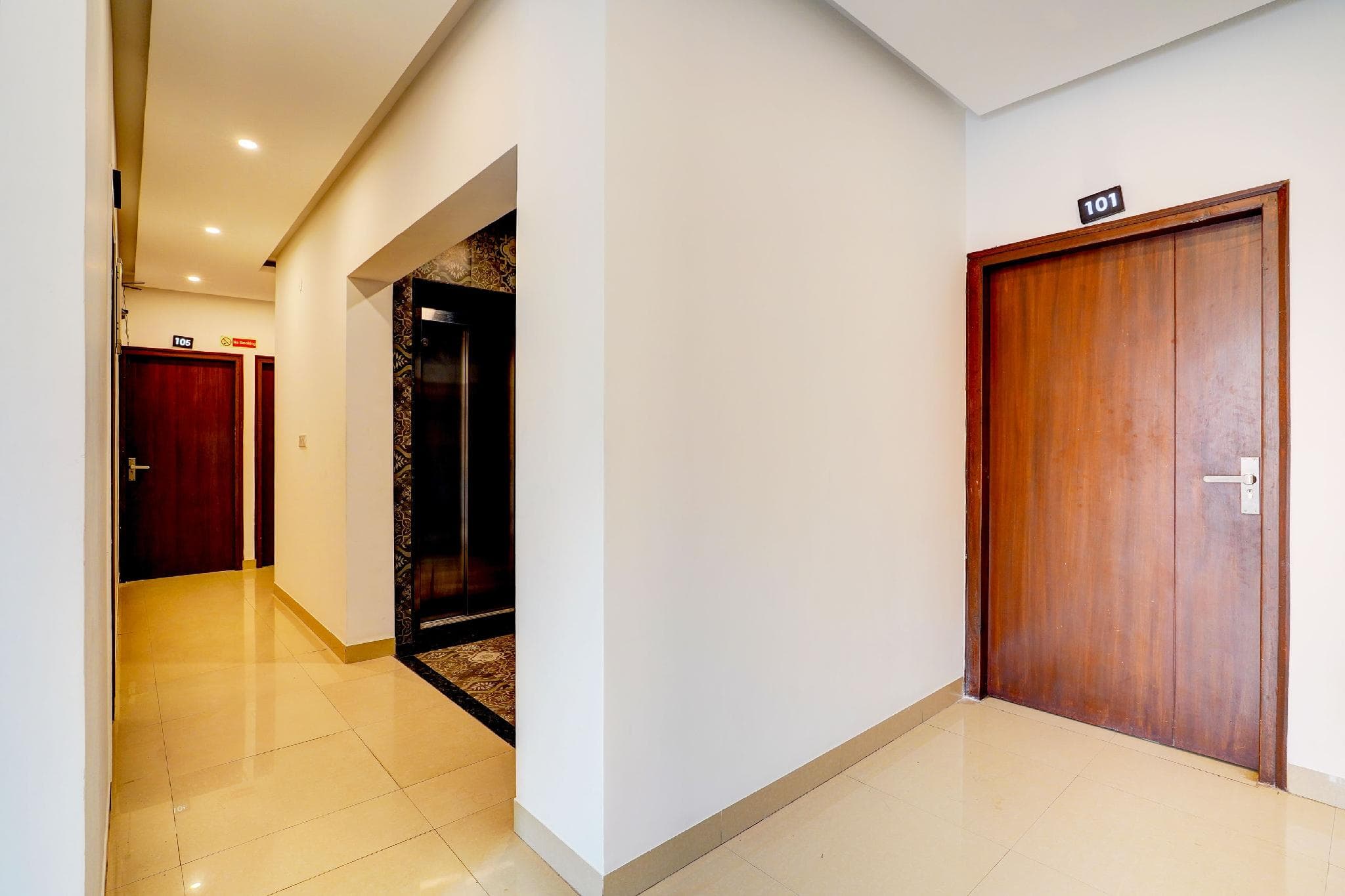 Super Townhouse Hebbal Bhadrappa Layout photo 3