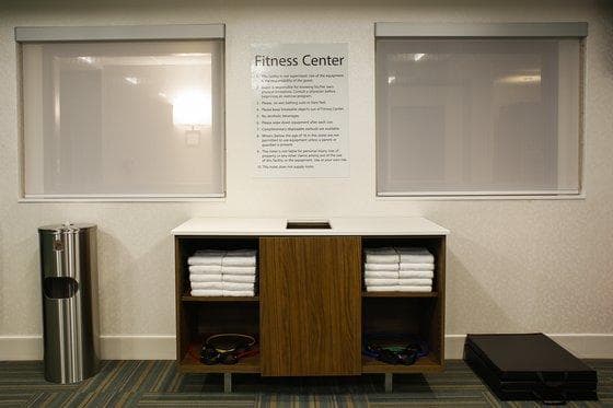 Holiday Inn Express & Suites Louisville Downtown By IHG photo 5