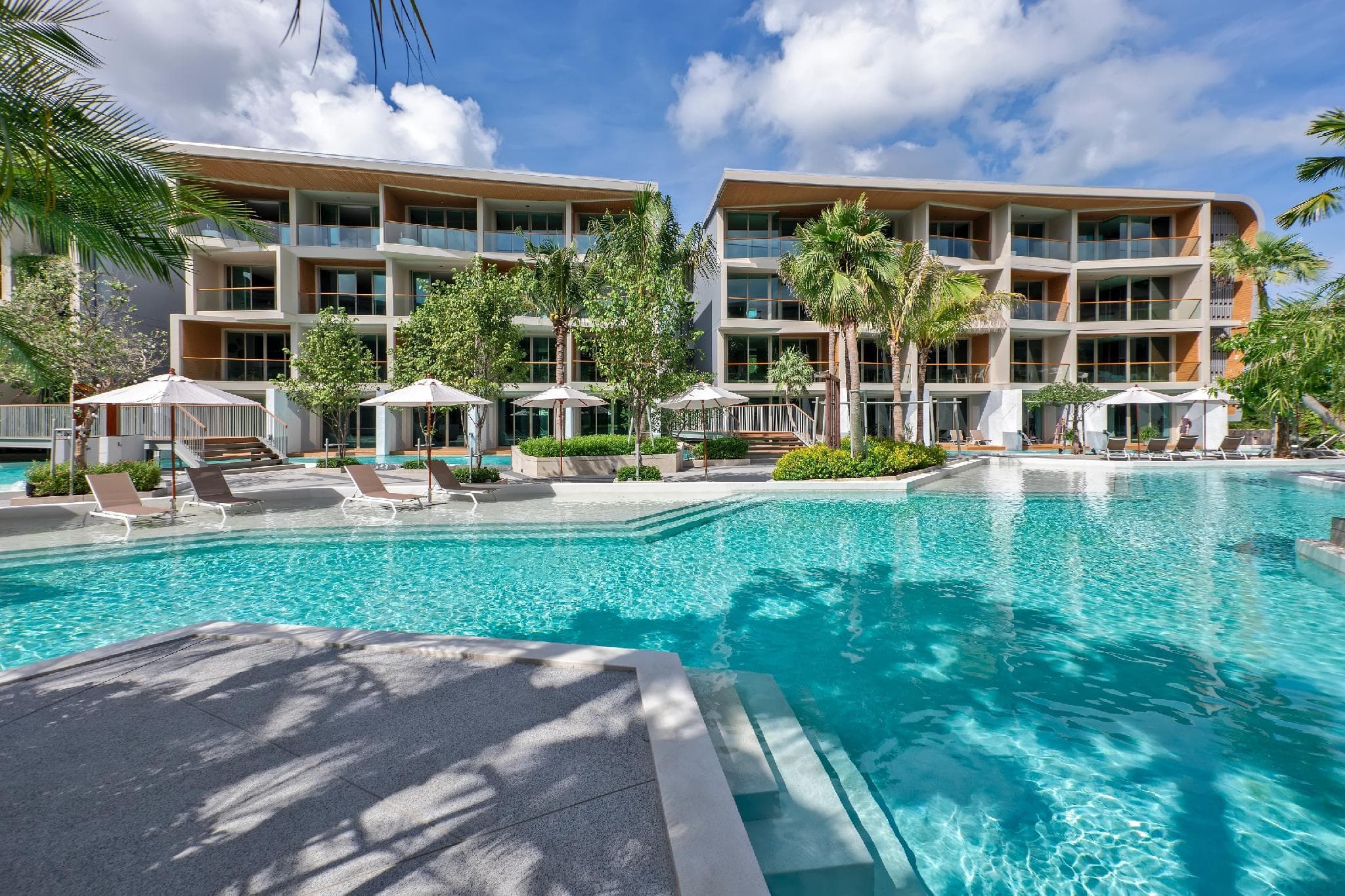 Wyndham Grand Nai Harn Beach Phuket photo 4