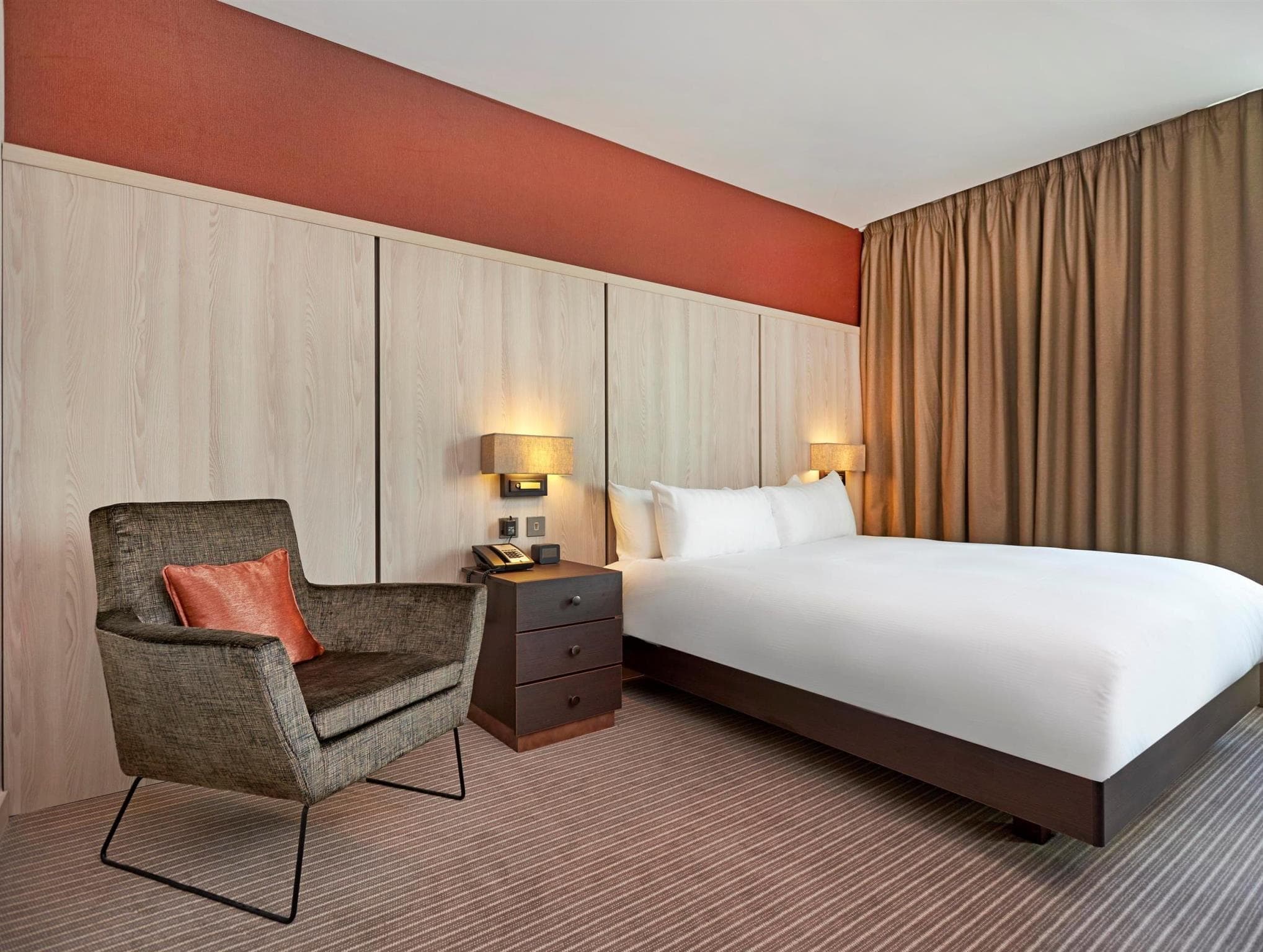 DoubleTree by Hilton London Excel photo 3