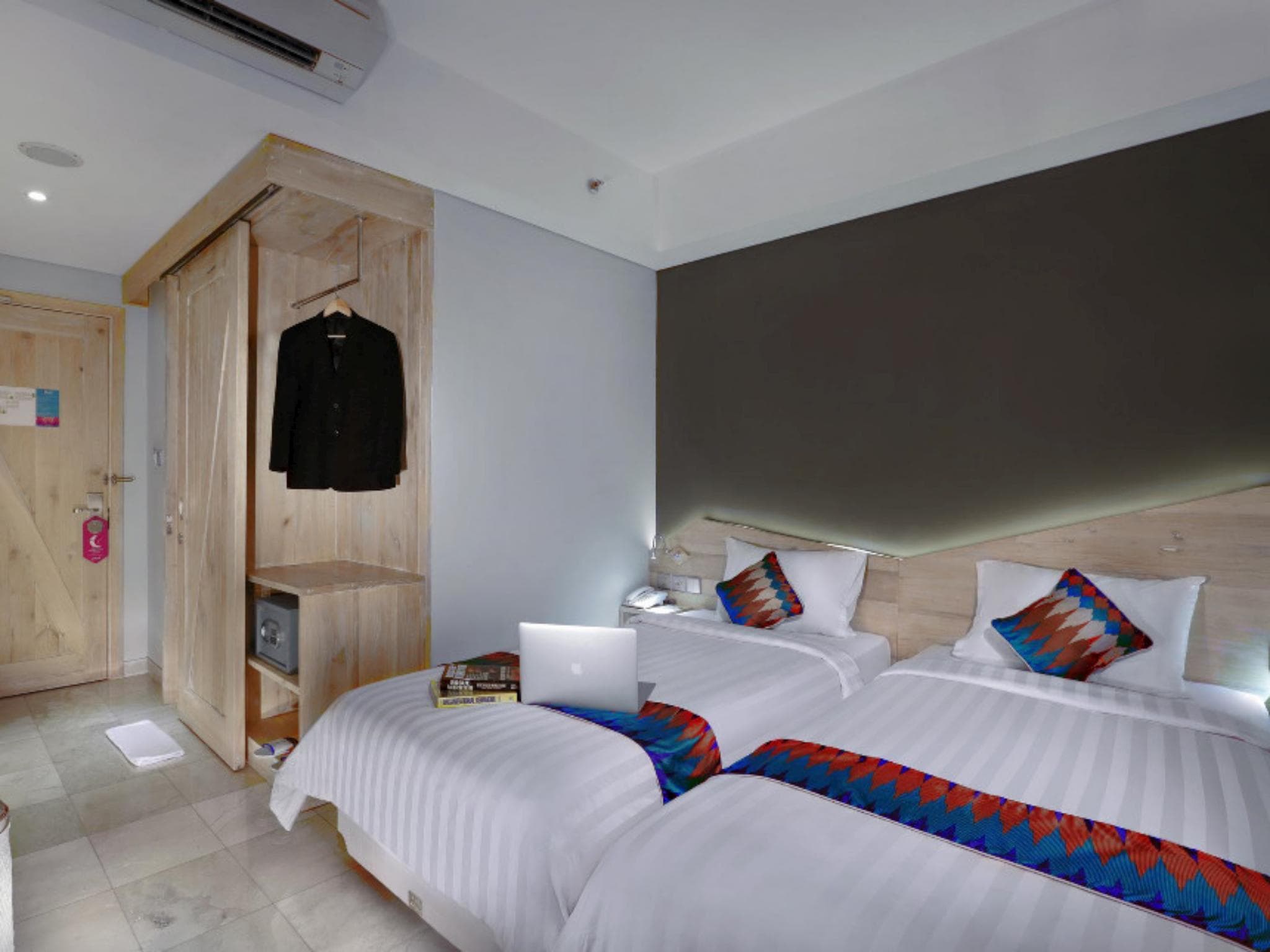 D'MAX Hotel & Convention Lombok photo 5