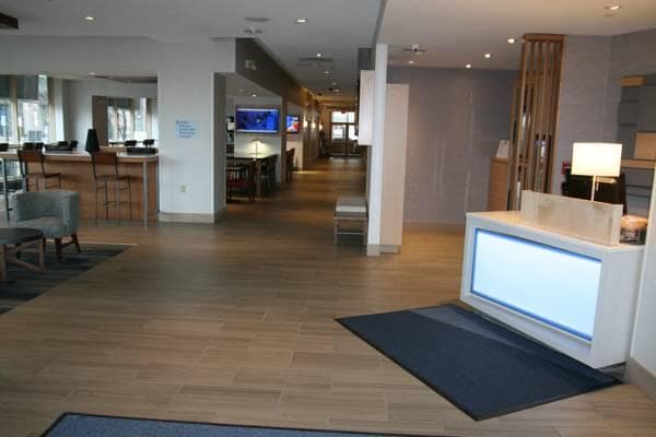Holiday Inn Express & Suites Buffalo Downtown By IHG photo 5