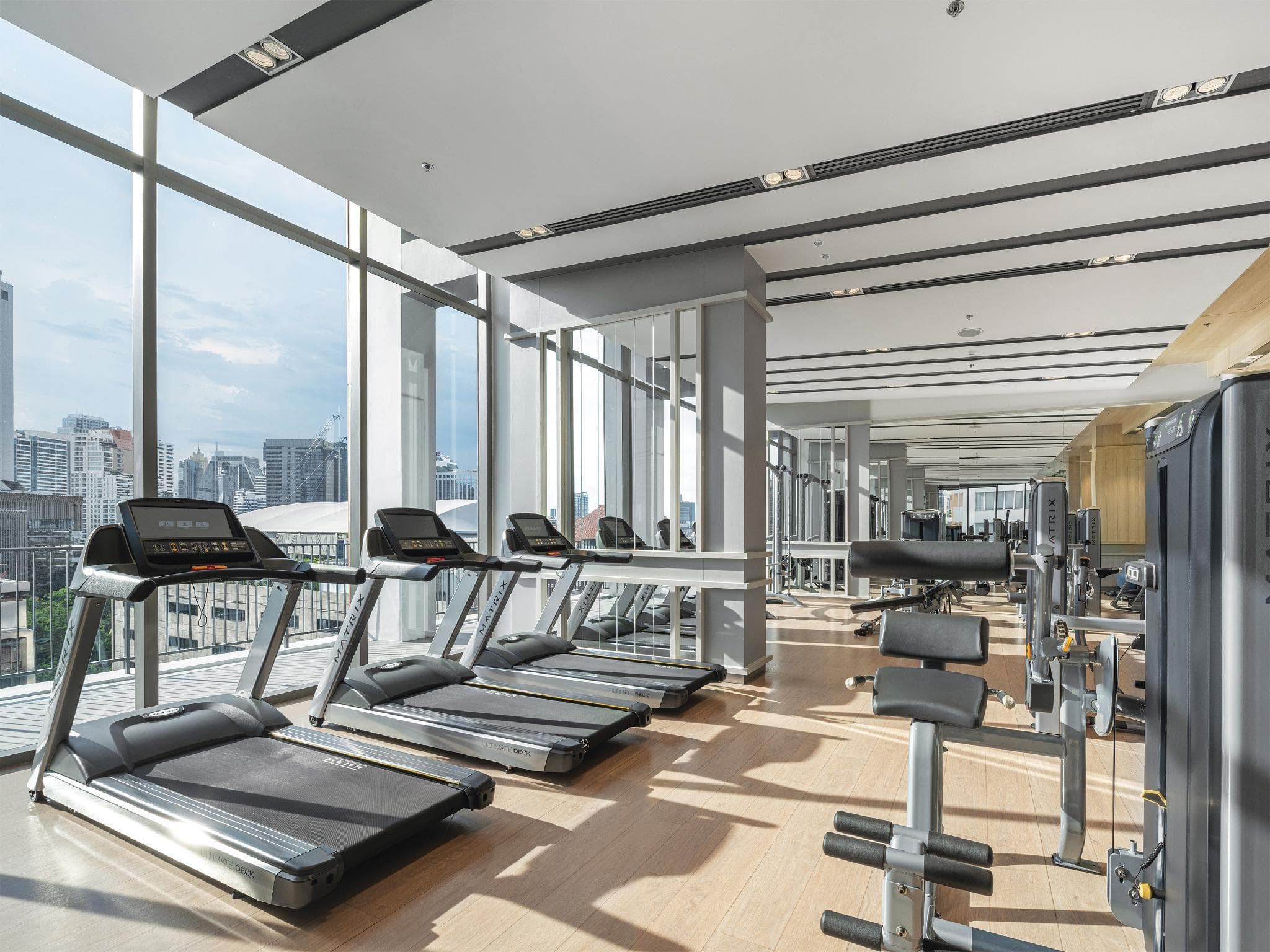 Oakwood Suites Bangkok photo 4