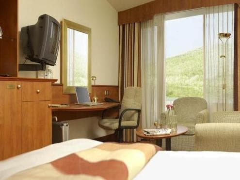 Carlton Beach Hotel photo 2