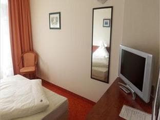 Hotel Alpha photo 3
