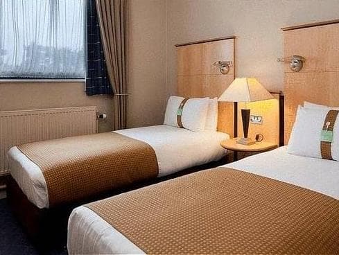 Holiday Inn Luton South - M1 Junction 9 By IHG photo 3