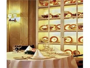 Art-Hotel Robert Mayer photo 3