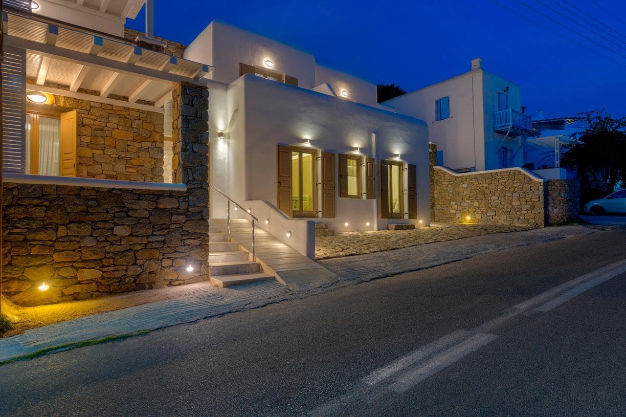 Lithos by Spyros and Flora photo 5