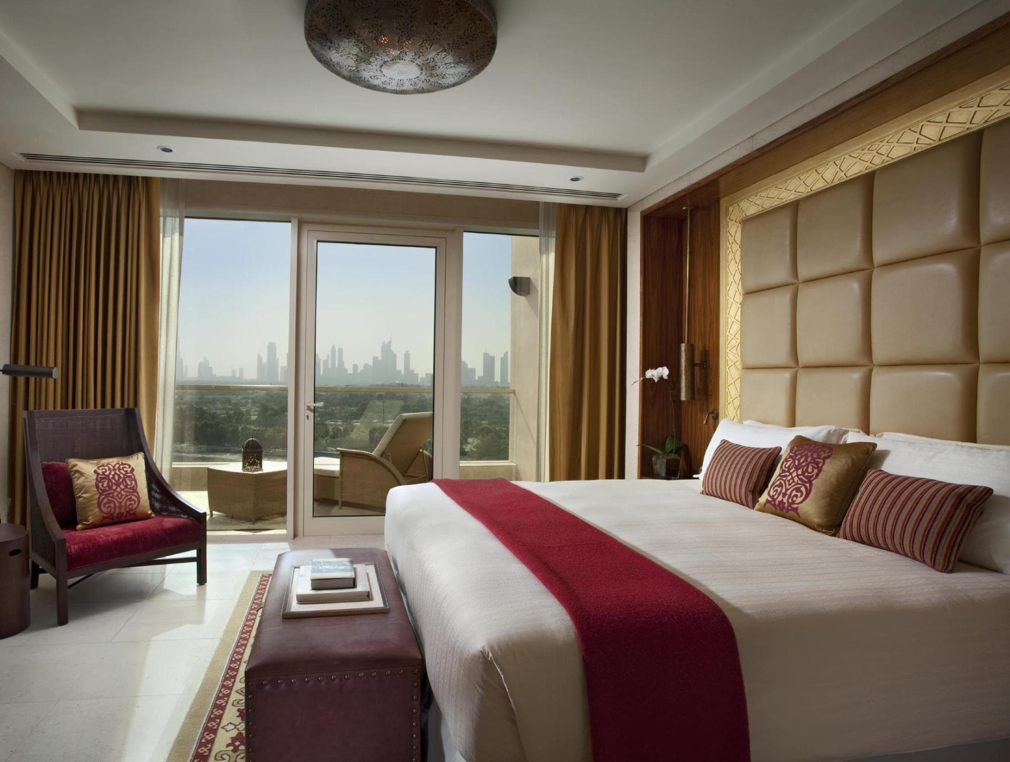 Raffles Dubai Hotel photo 4