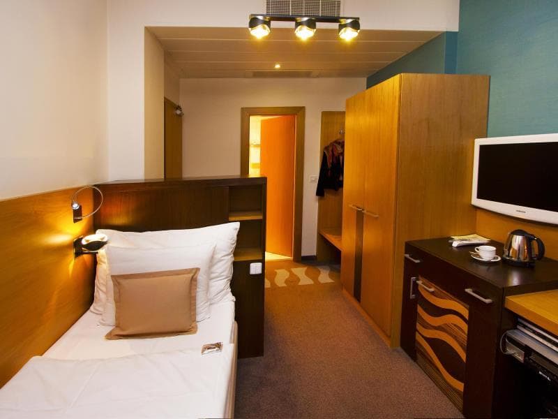Danubia Gate Hotel photo 5