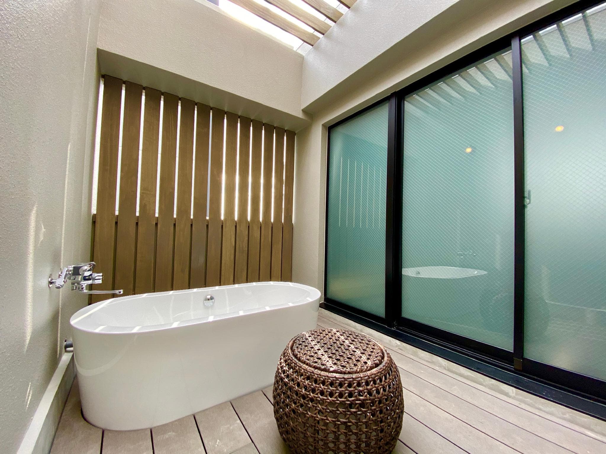 Randor Hotel Namba Osaka Suites photo 2