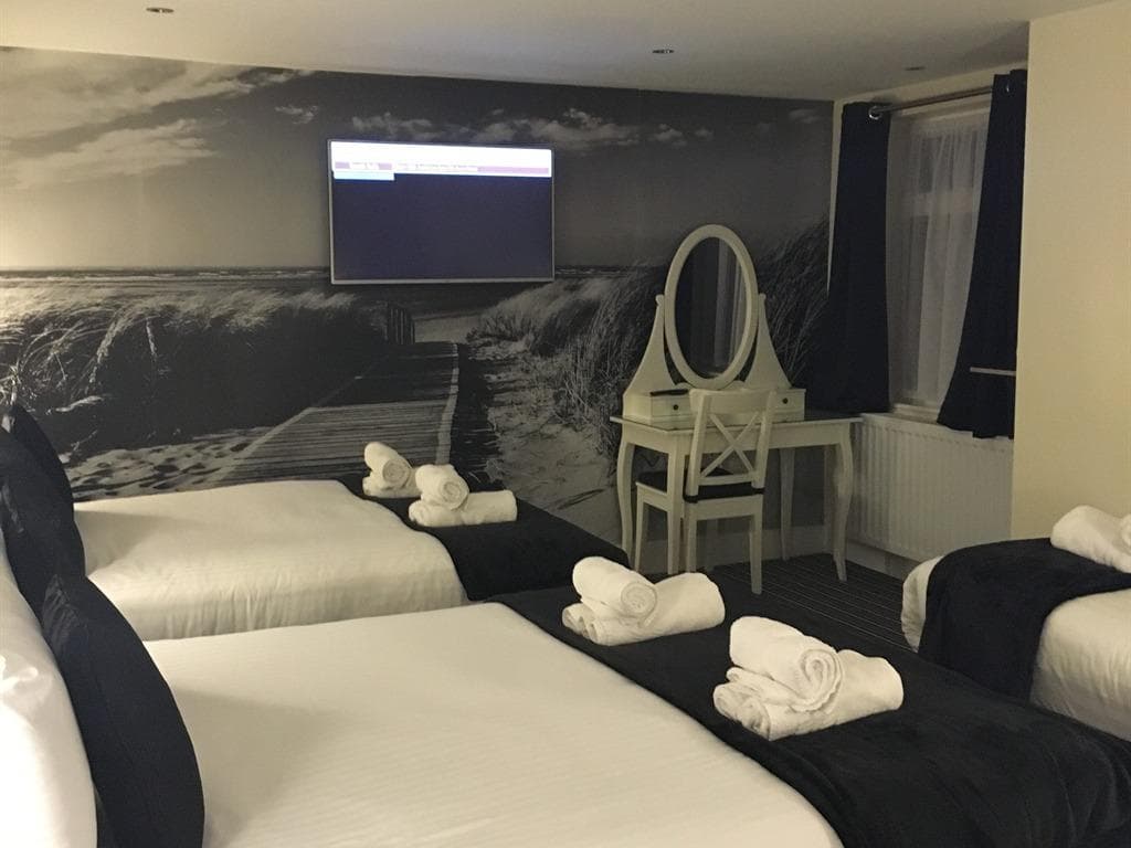 Happy Return Hotel photo 3