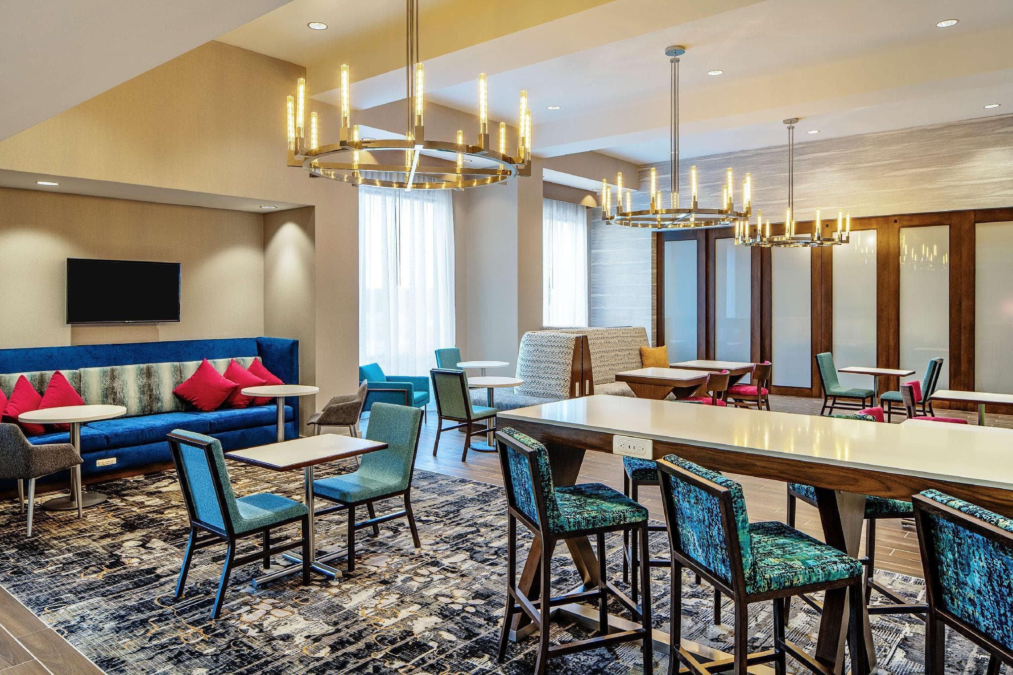 Hampton Inn & Suites by Hilton Raleigh Midtown photo 5