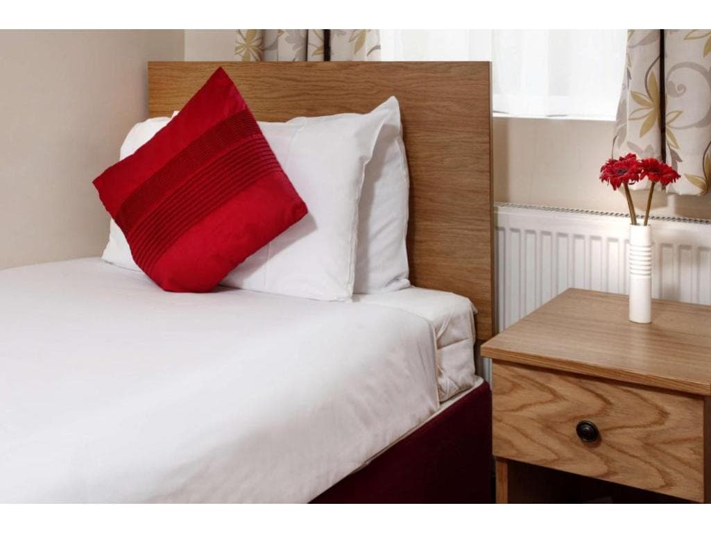 Best Western Ilford Hotel photo 2