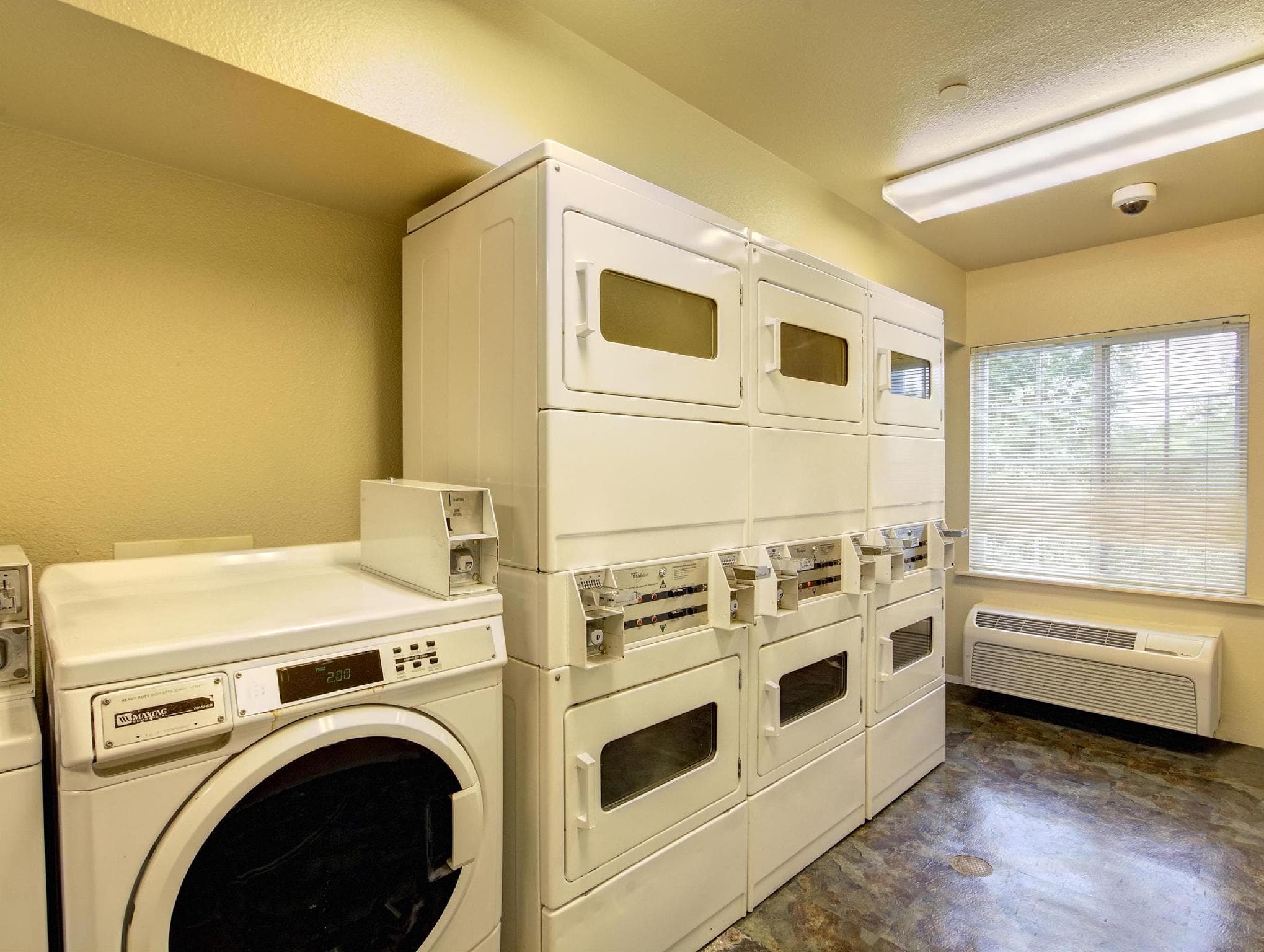 WoodSpring Suites Corpus Christi photo 3