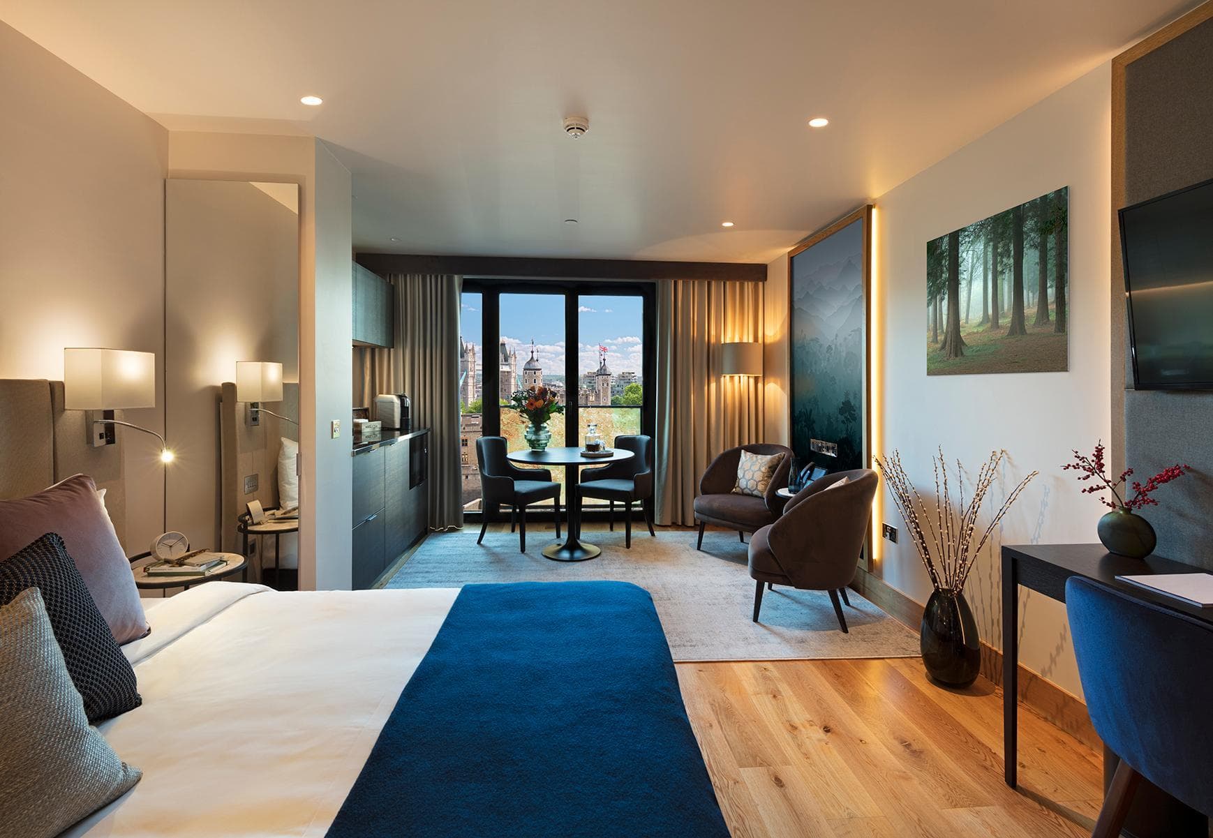 Tower Suites by Blue Orchid photo 5