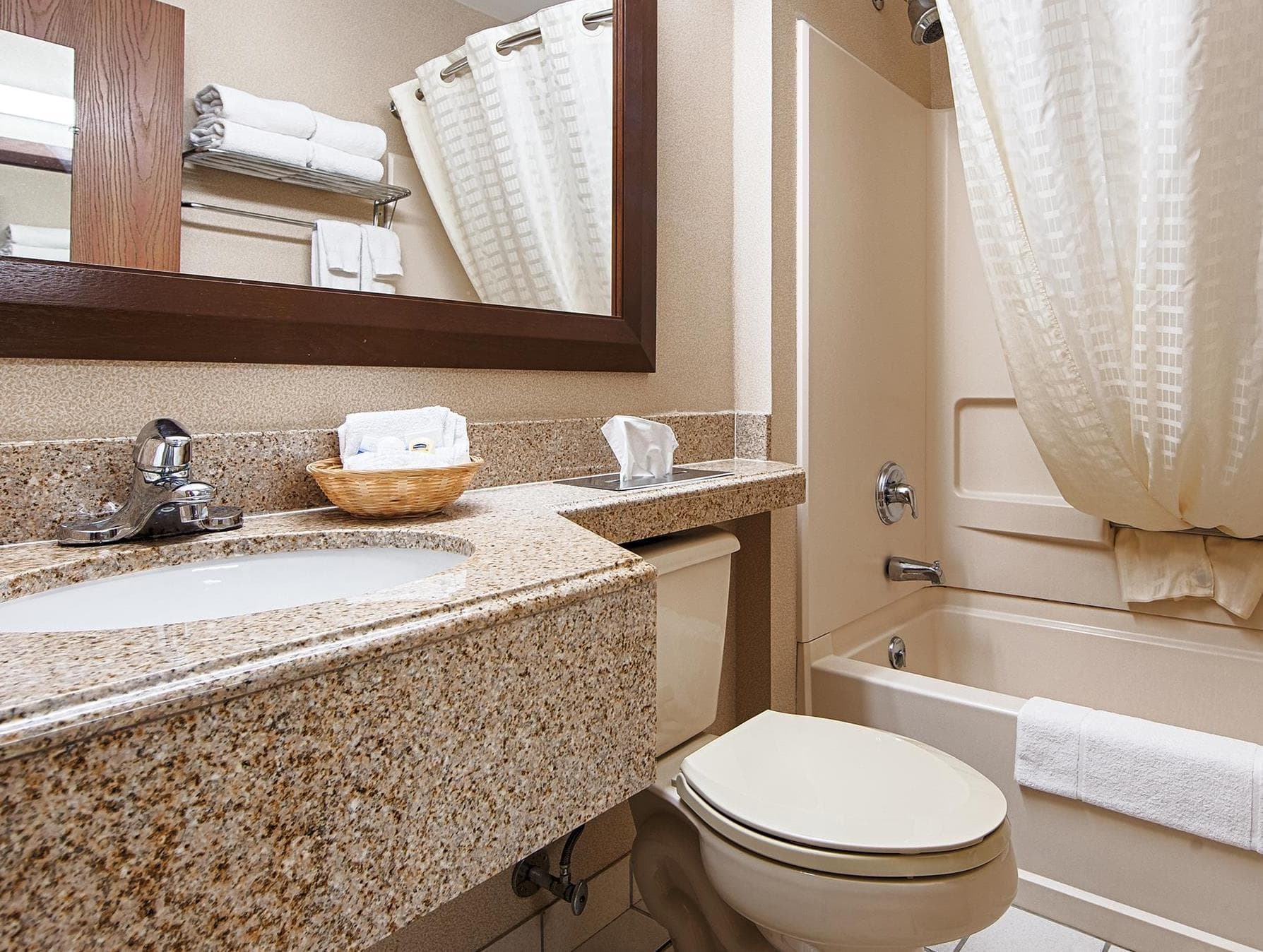 Best Western Crown Inn & Suites photo 3