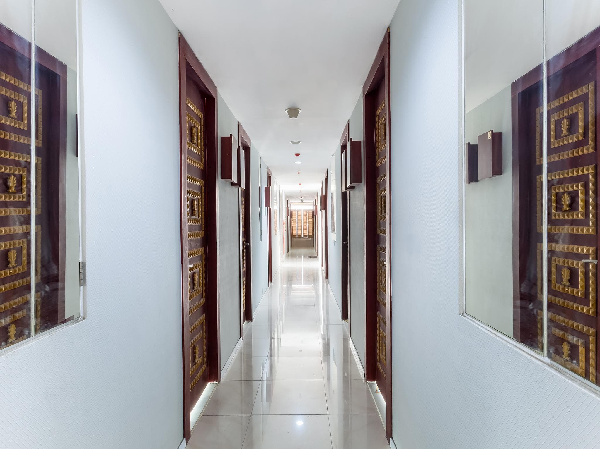 OYO 3691 Apartment Saladin Mansion photo 5