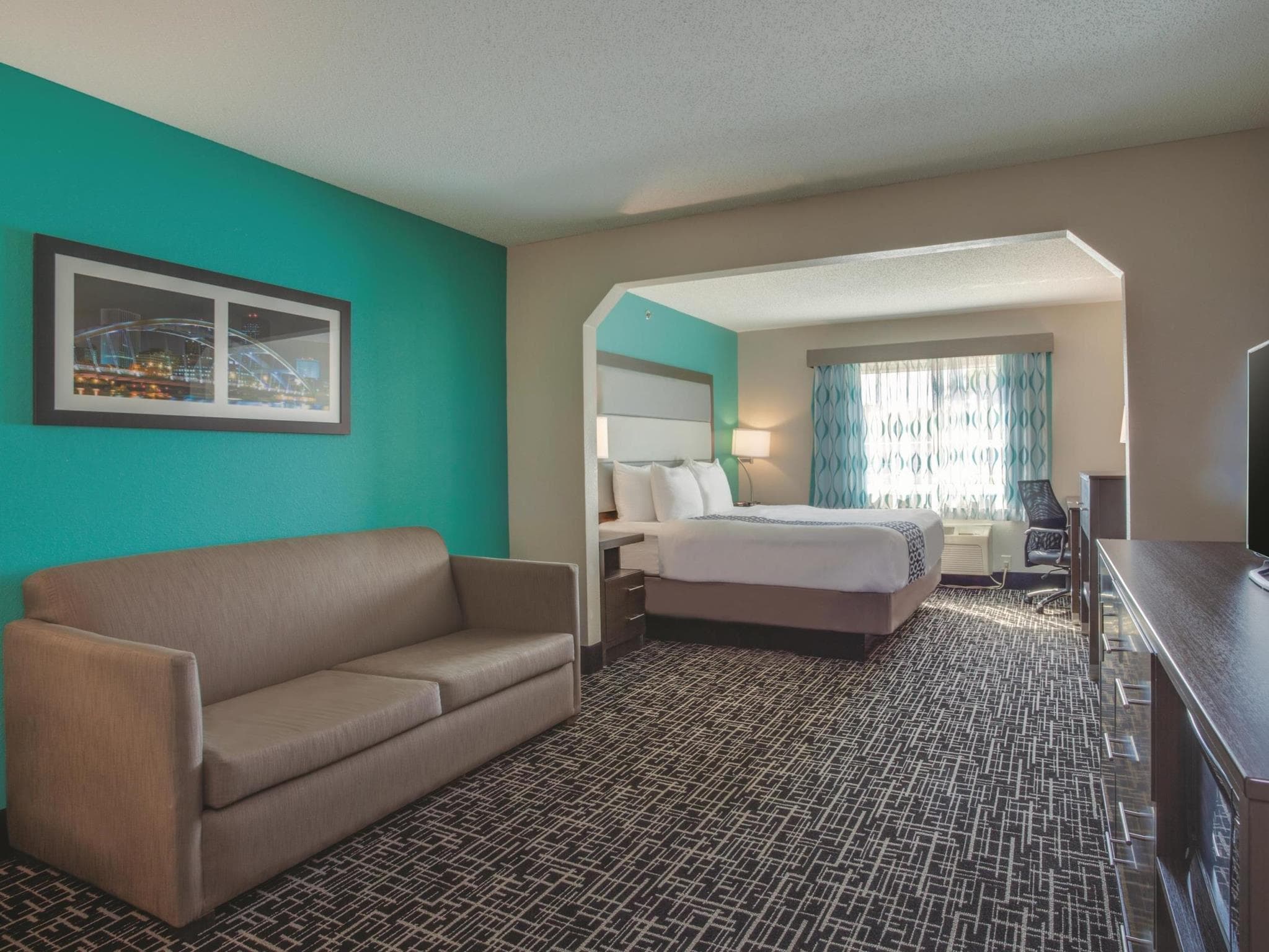 La Quinta Inn & Suites by Wyndham Batavia photo 5