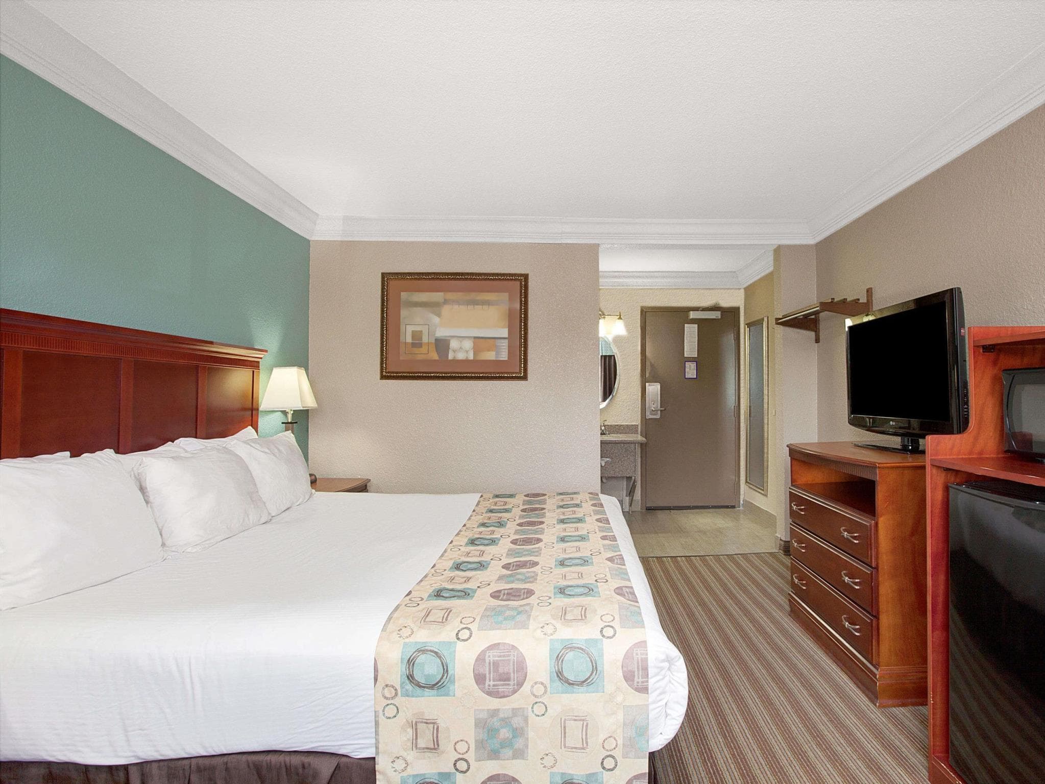 Red Lion Inn & Suites Houston IAH Airport photo 3