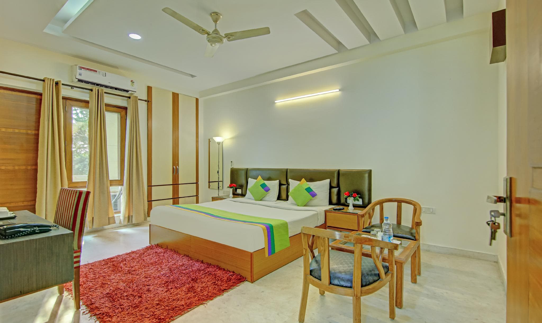 Itsy Hotels Swastika Inn Sector 26