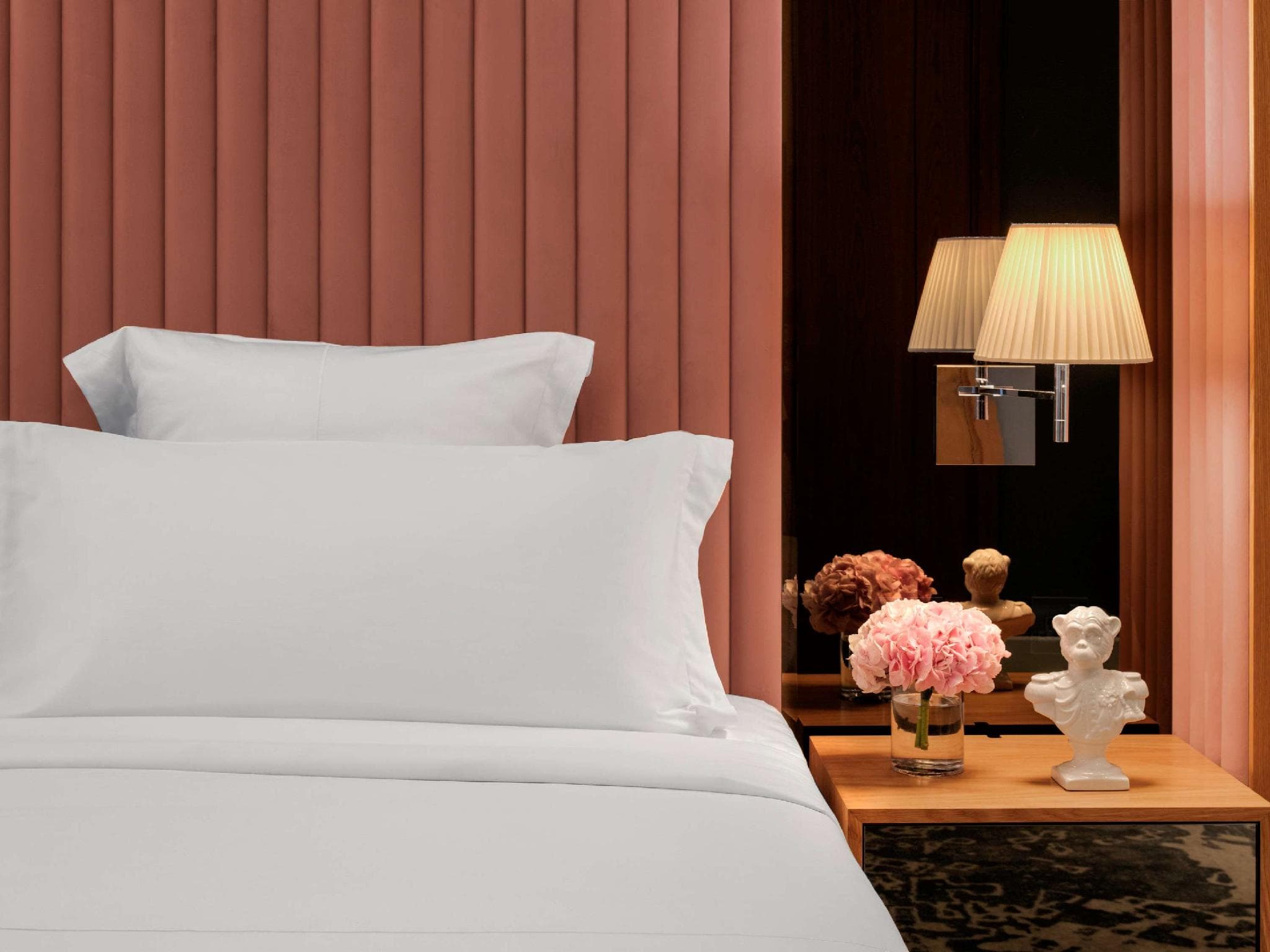 SLS Dubai Hotel & Residences photo 2