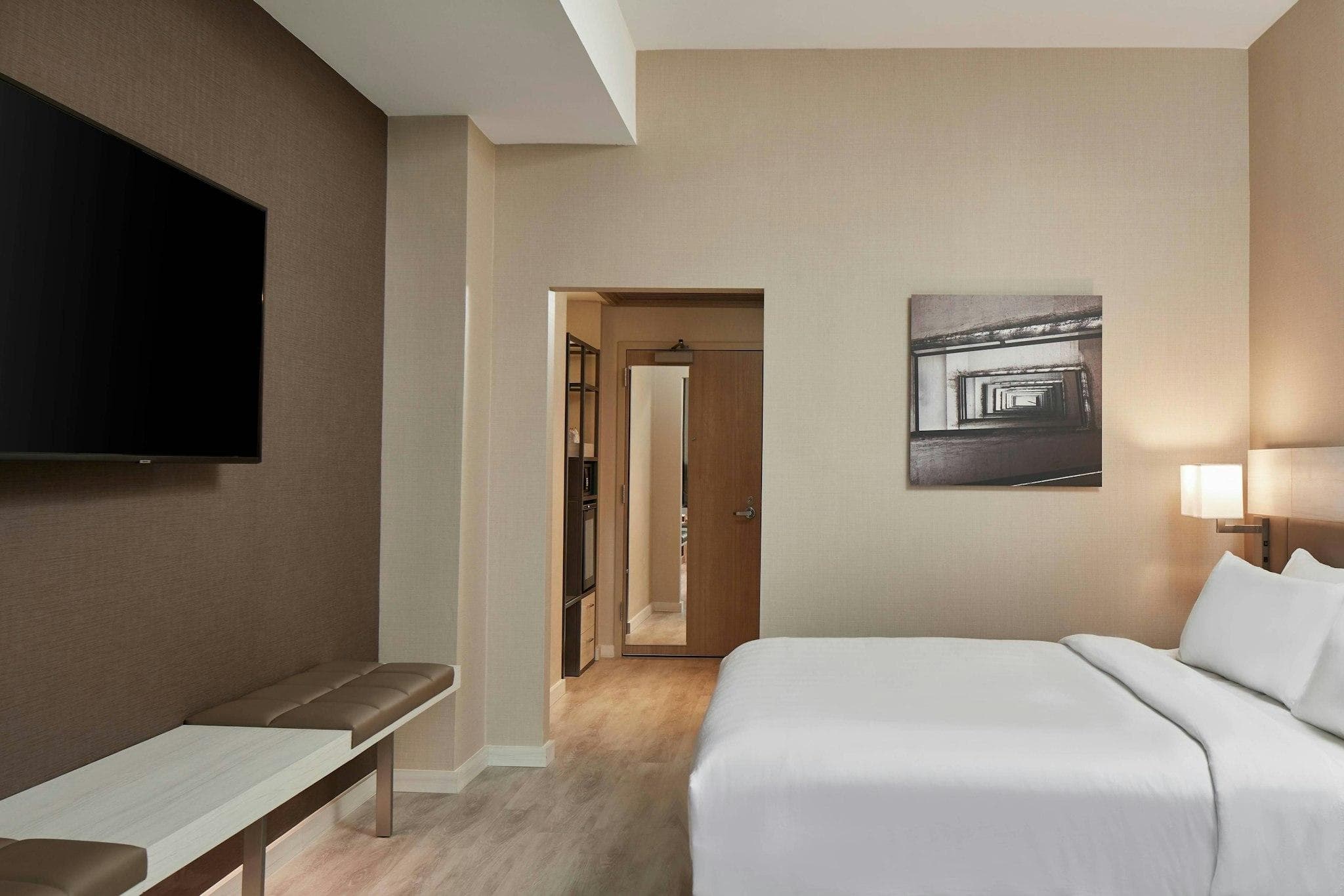 AC Hotel Greenville photo 2