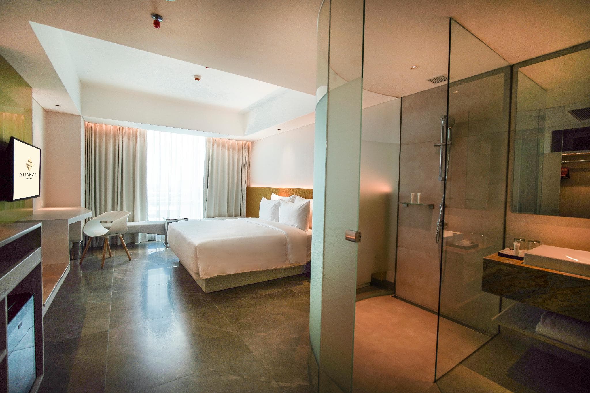 Nuanza Hotel and Convention Cikarang photo 2