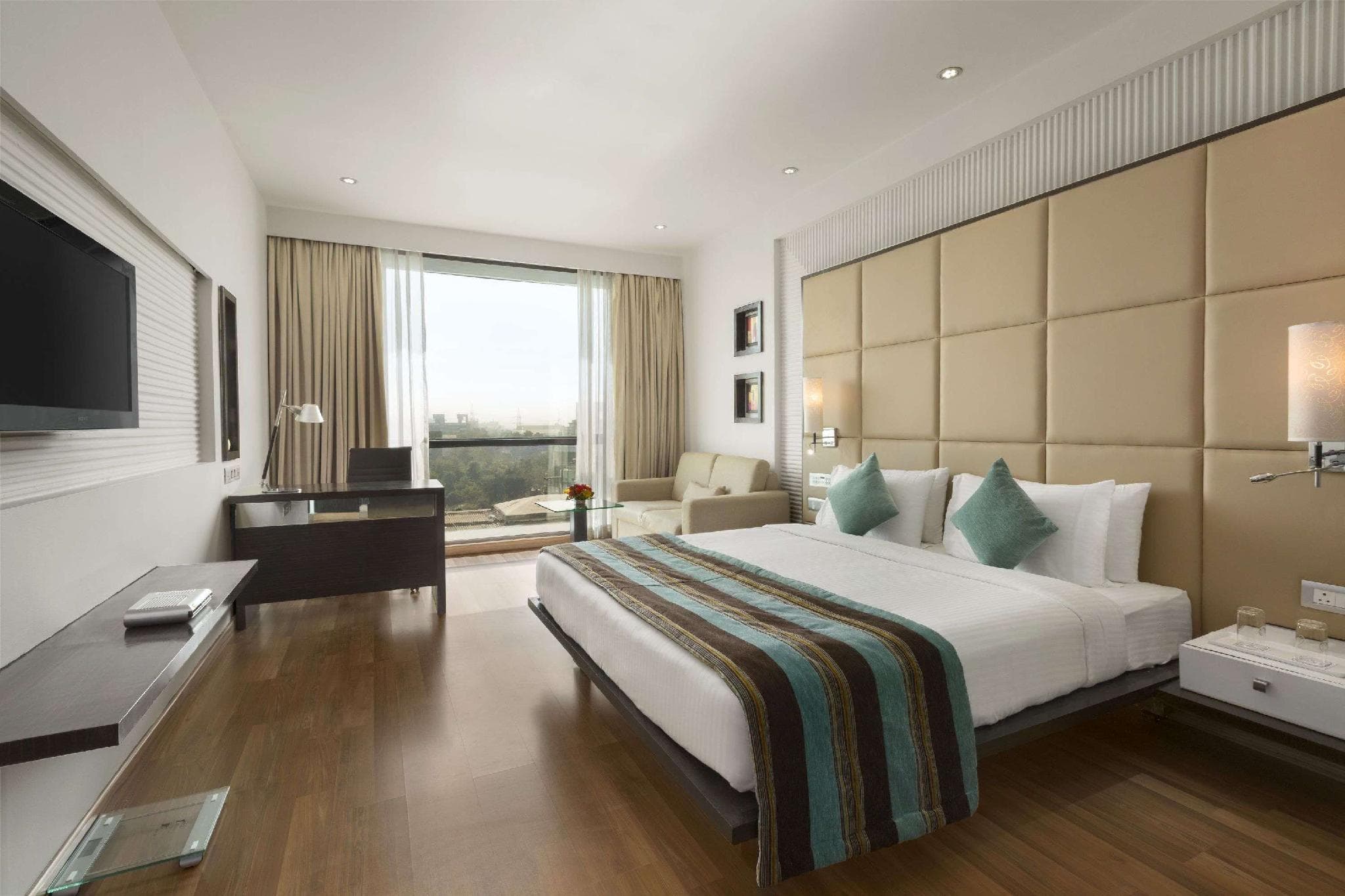 Ramada by Wyndham Navi Mumbai photo 2